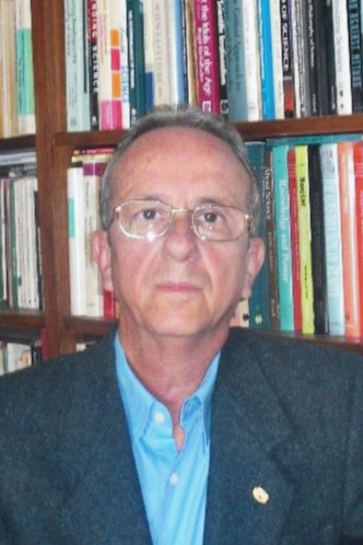 Retrato de Alberto Oliva